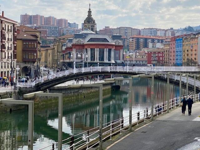 Piso De Diseno Con Vistas A La Ria. Διαμέρισμα Μπιλμπάο Εξωτερικό φωτογραφία